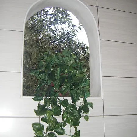 Elianthos Apartment *